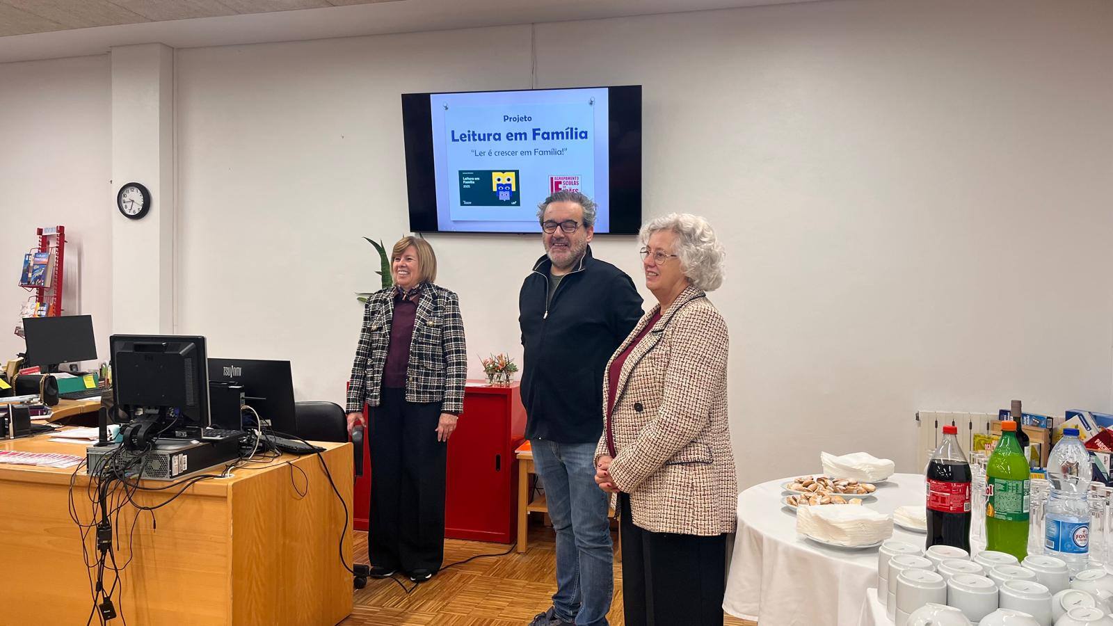 Hoje celebramos o prazer de ler em conjunto!